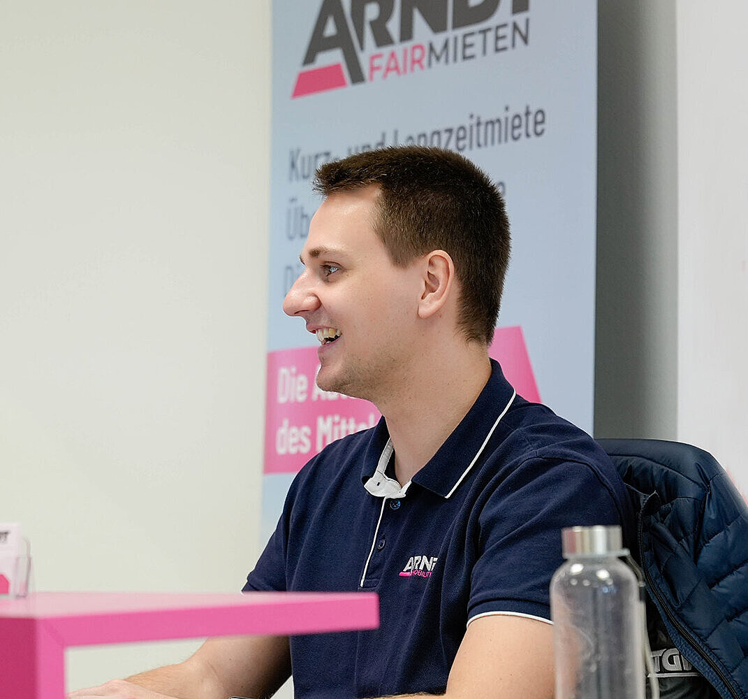 Jetzt Auto mieten bei Autovermietung Arndt! Sie erhalten aktuelle Auto-Modelle zu günstigen Preisen ▻ Am besten sofort Ihr Auto buchen!