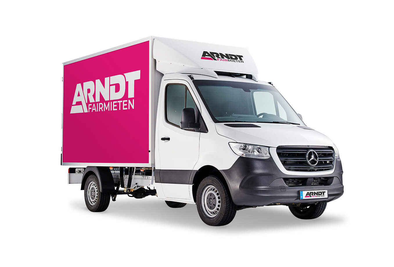 Mercedes Sprinter Koffer | Front- und Seitenansicht | Autovermietung Arndt