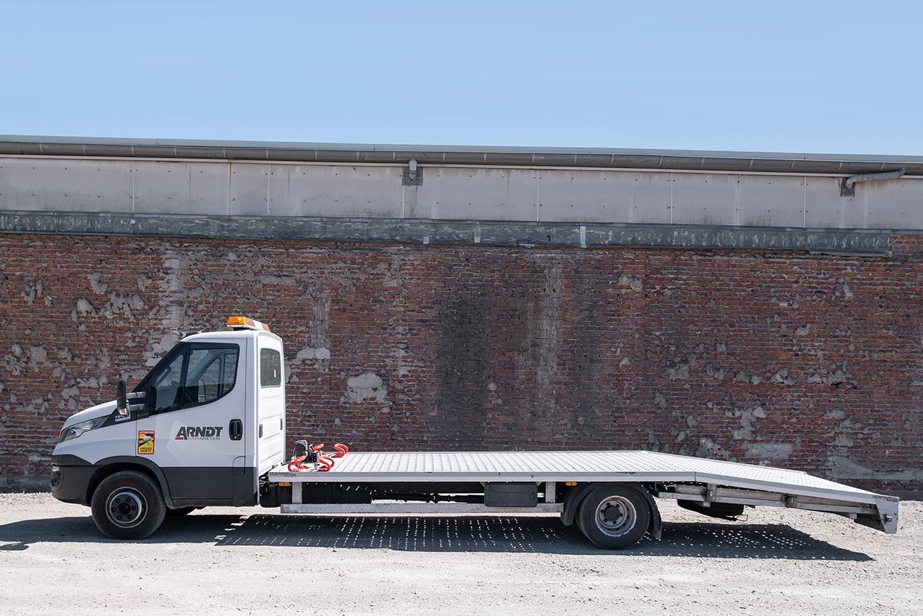 Iveco Autotransporter 7,2 t mieten | Autovermietung Arndt